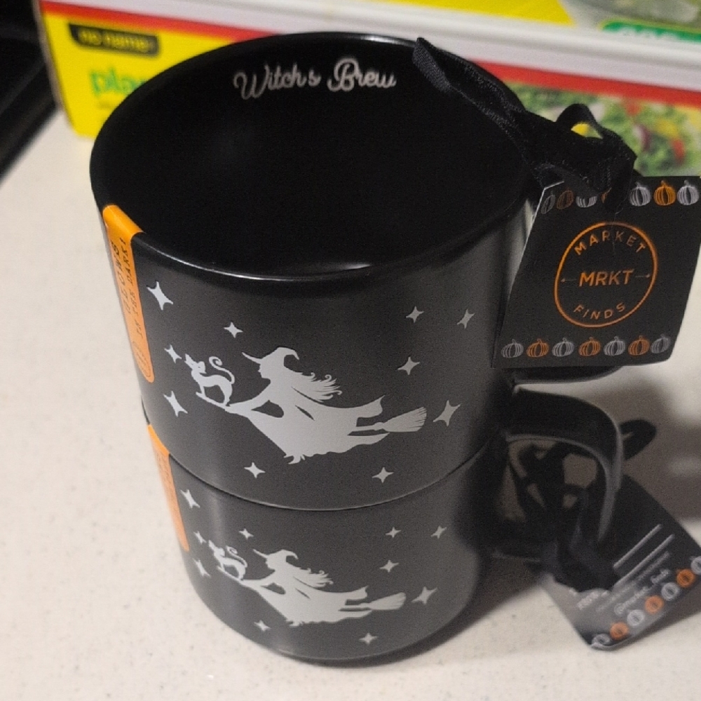 Witch's Brew Black Mug Set